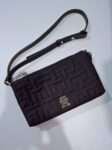 torbica-tommy-hilfiger-th-chic-nylon-crossover-aw0aw14867-bds-8720644250082
